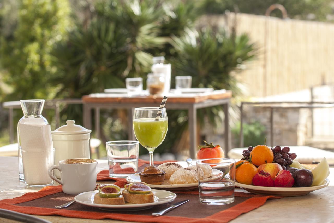 오스투니 Regina Di Ulivi B&B 외부 사진